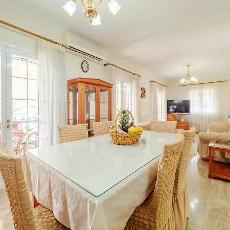 Aleka's House In Corfu Town Lejlighed *